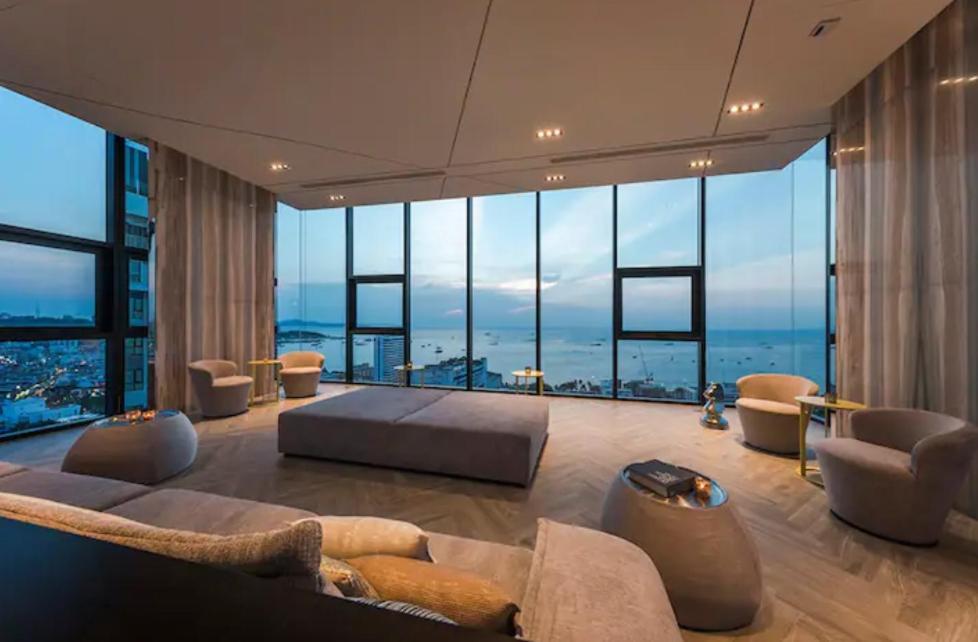 The Base Central Pattaya Quiet King-Bed With Infinity Pool & Free Netflix! Extérieur photo