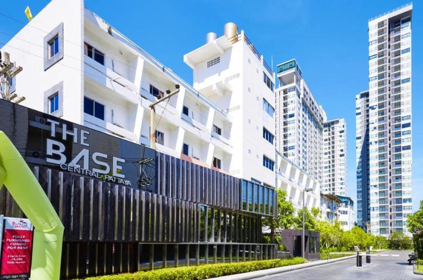The Base Central Pattaya Quiet King-Bed With Infinity Pool & Free Netflix! Extérieur photo